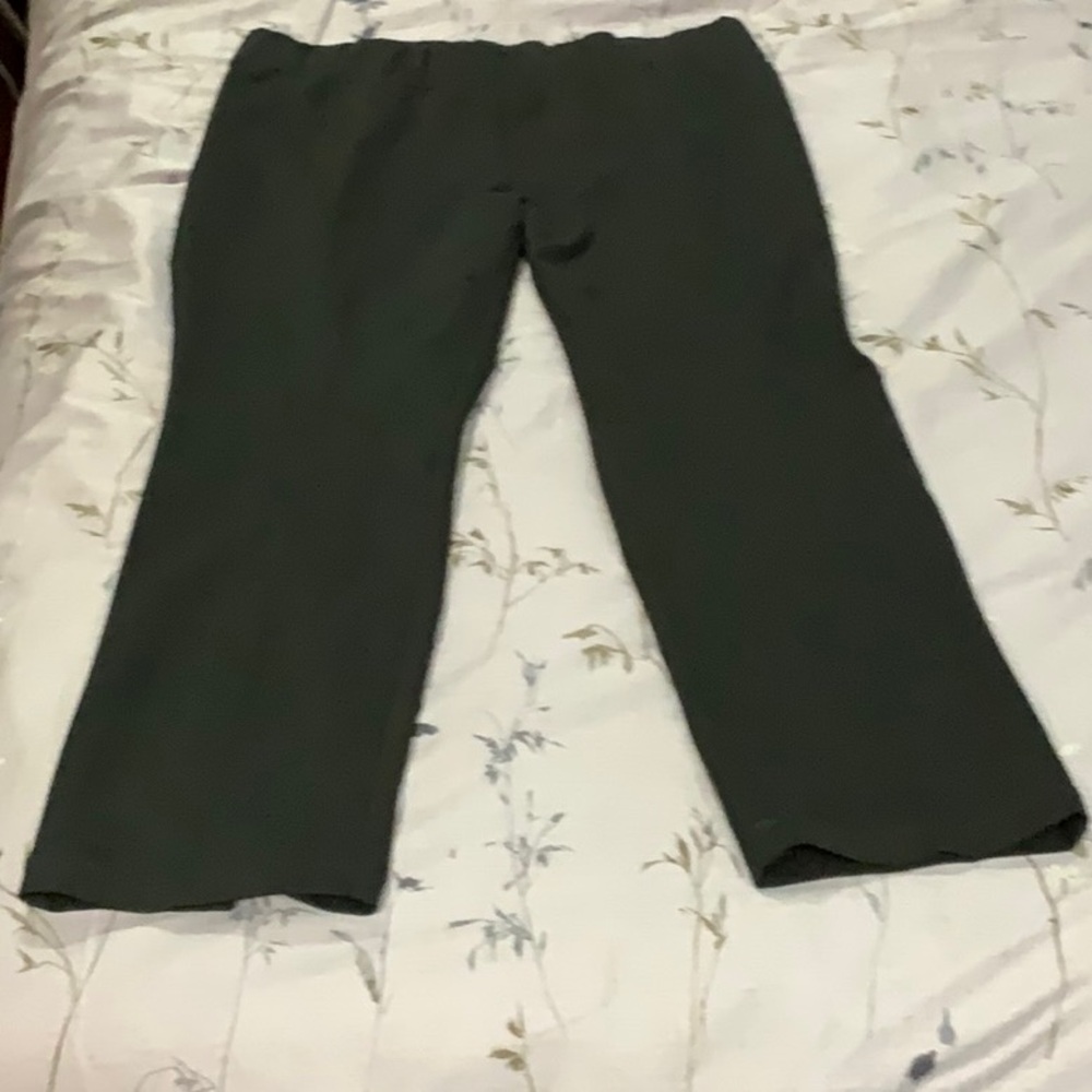 Chico's Gray Ponte Knit Straight Leg Pants Size 3 Short